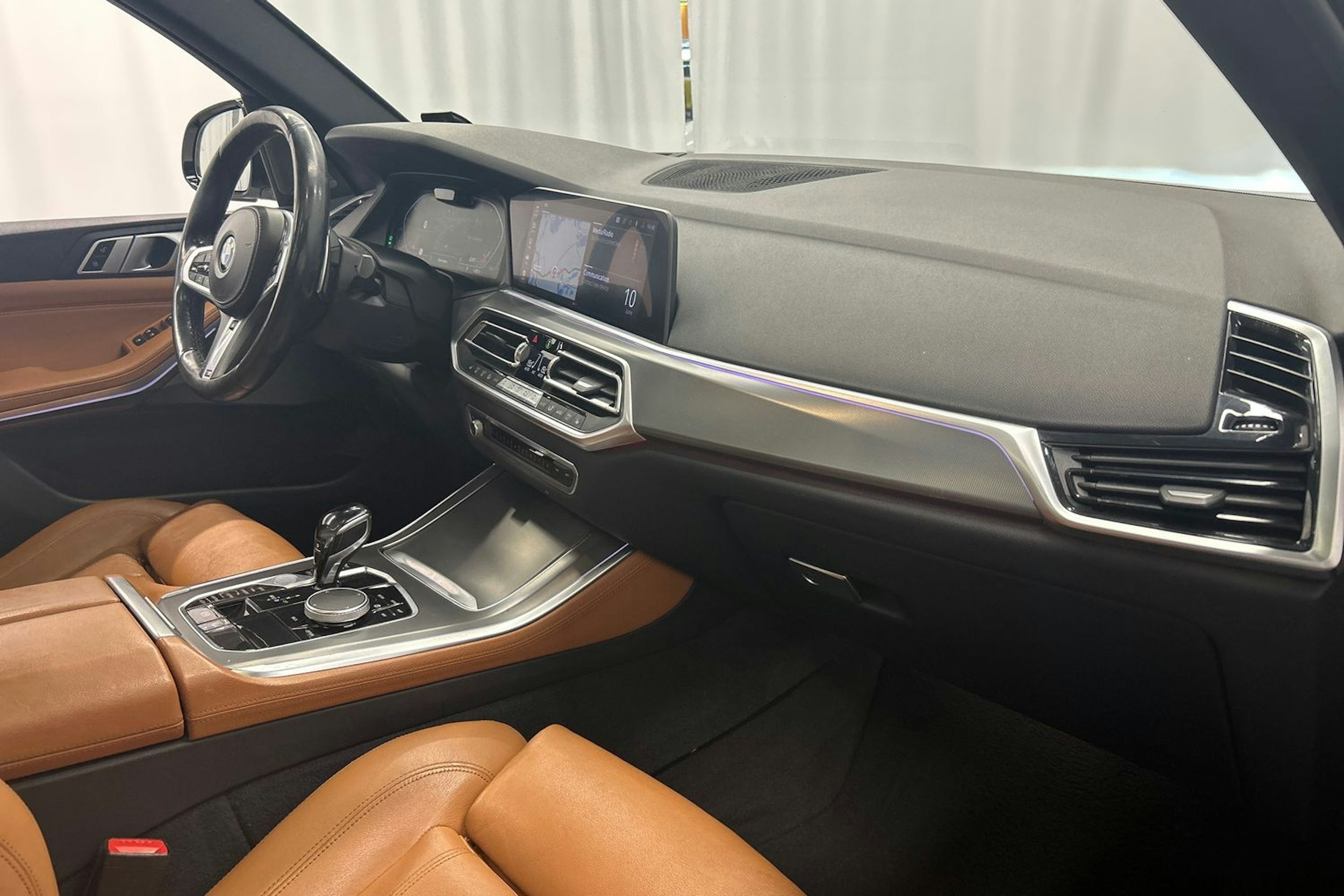 valkoinen BMW X5 2019 kuva 15.
