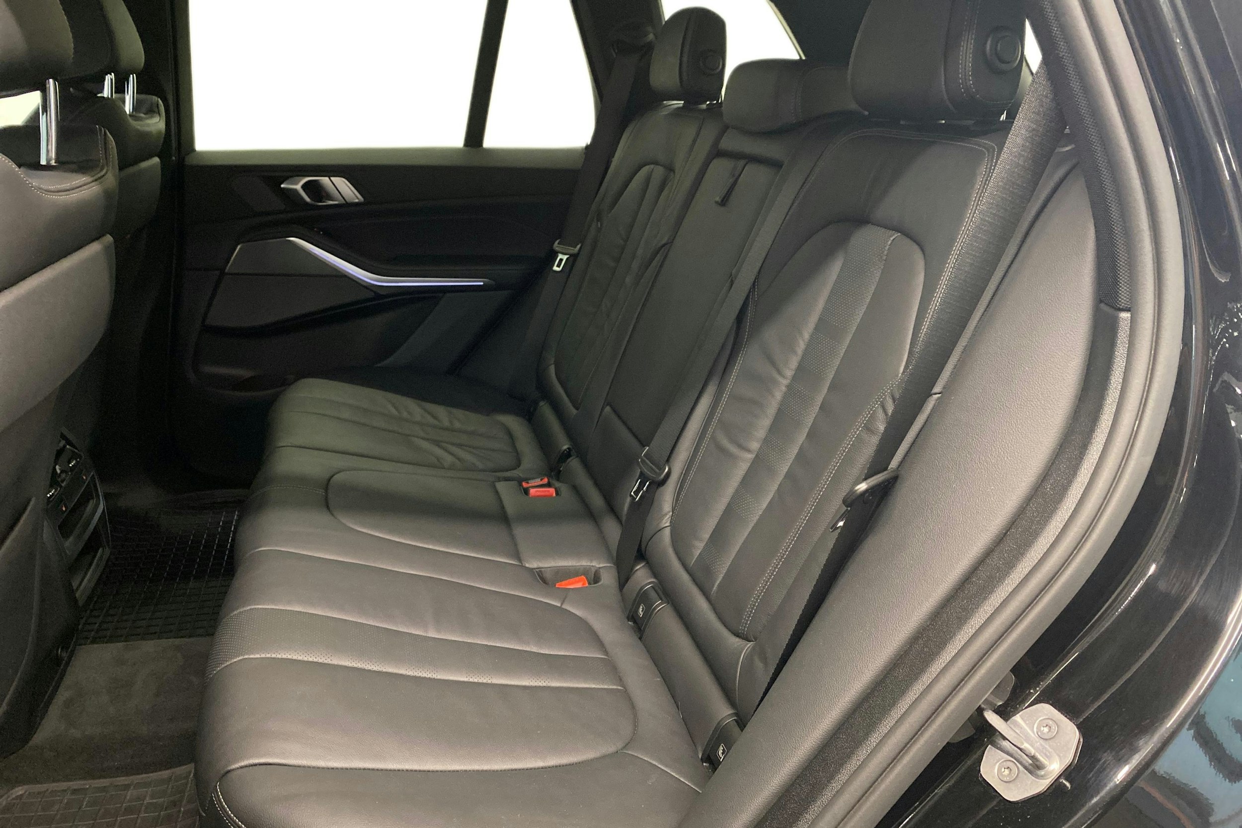 Musta BMW X5 2019 kuva 10.
