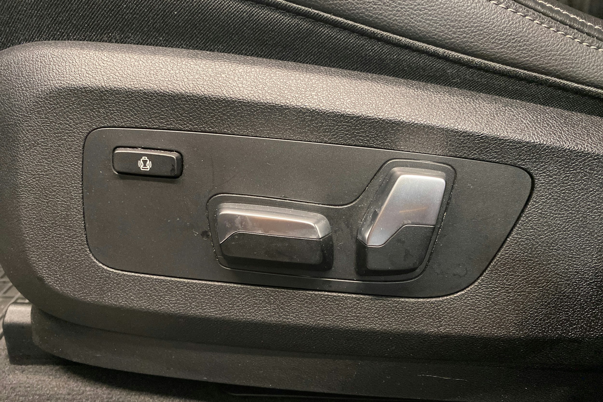 Musta BMW X5 2019 kuva 24.
