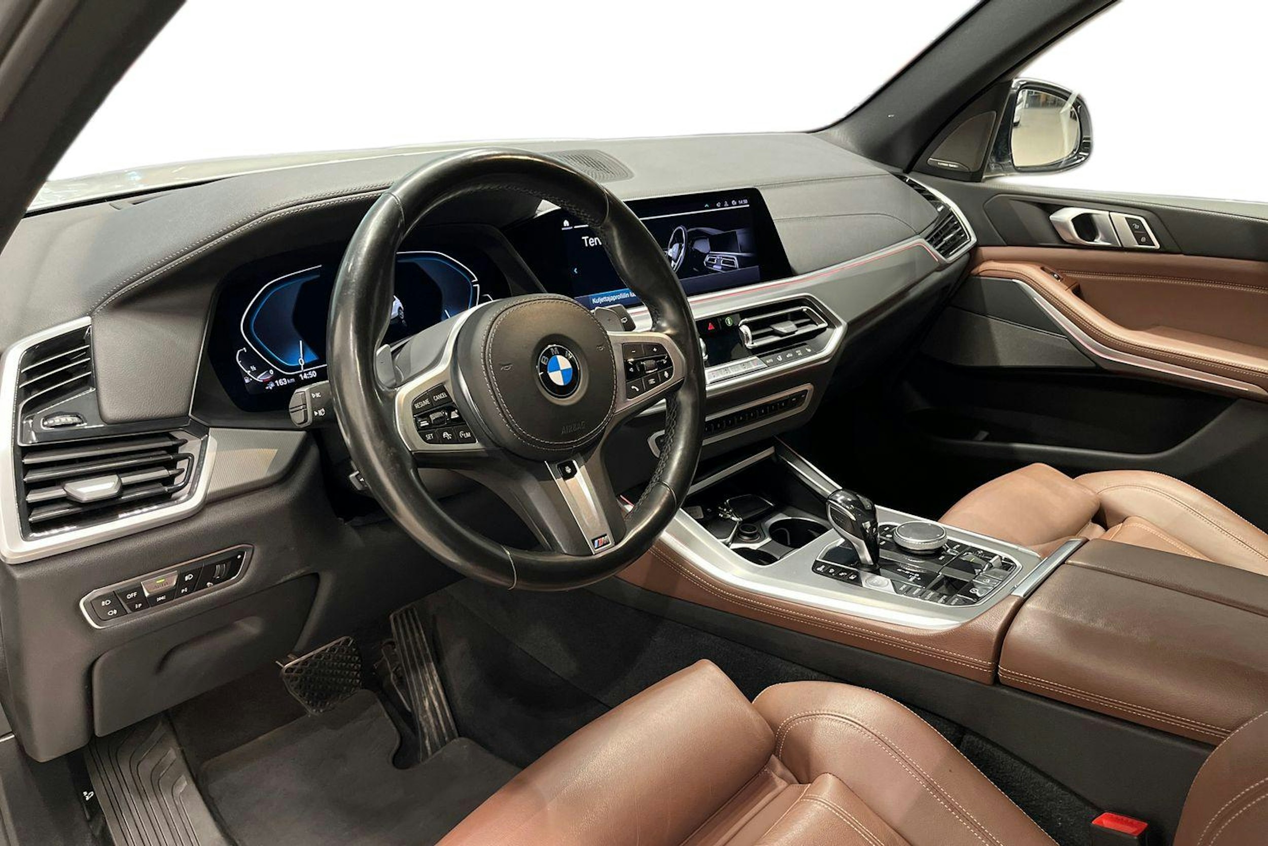 valkoinen BMW X5 2020 kuva 7.
