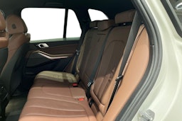 valkoinen BMW X5 2020 kuva 10.