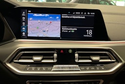 valkoinen BMW X5 2020 kuva 18.