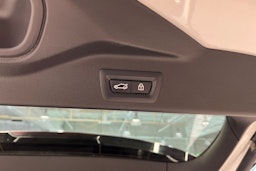 valkoinen BMW X5 2020 kuva 23.