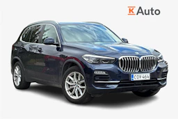 sininen BMW X5 2020 kuva 1.