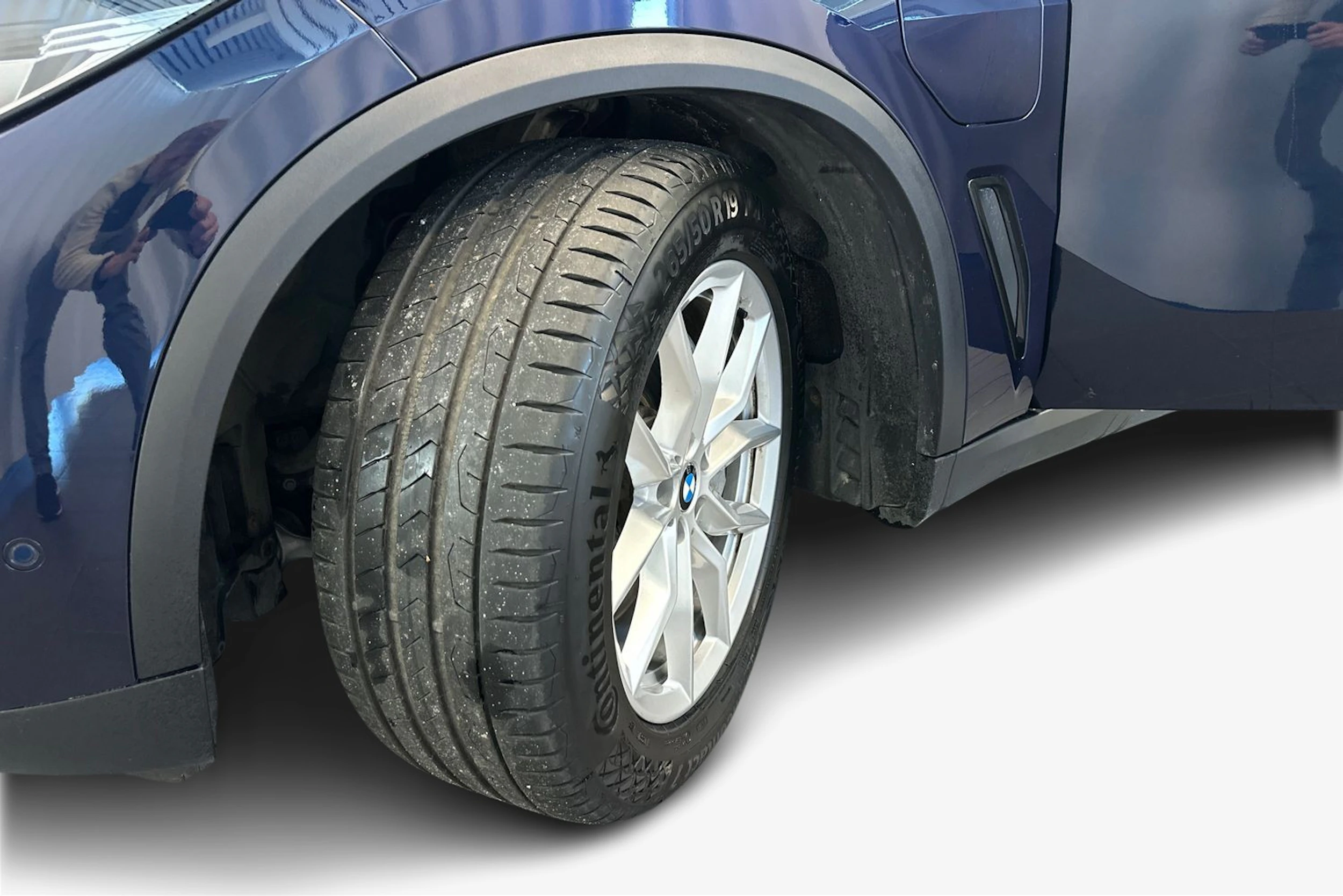 sininen BMW X5 2020 kuva 9.