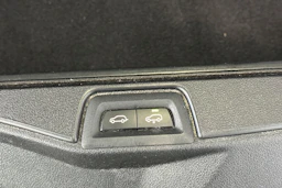 sininen BMW X5 2020 kuva 13.