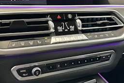 sininen BMW X5 2020 kuva 24.
