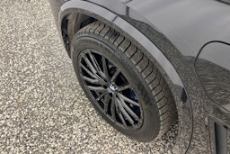 musta BMW X5 2020 kuva 10.