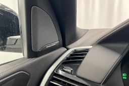 musta BMW X5 2020 kuva 17.