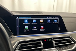 musta BMW X5 2020 kuva 19.