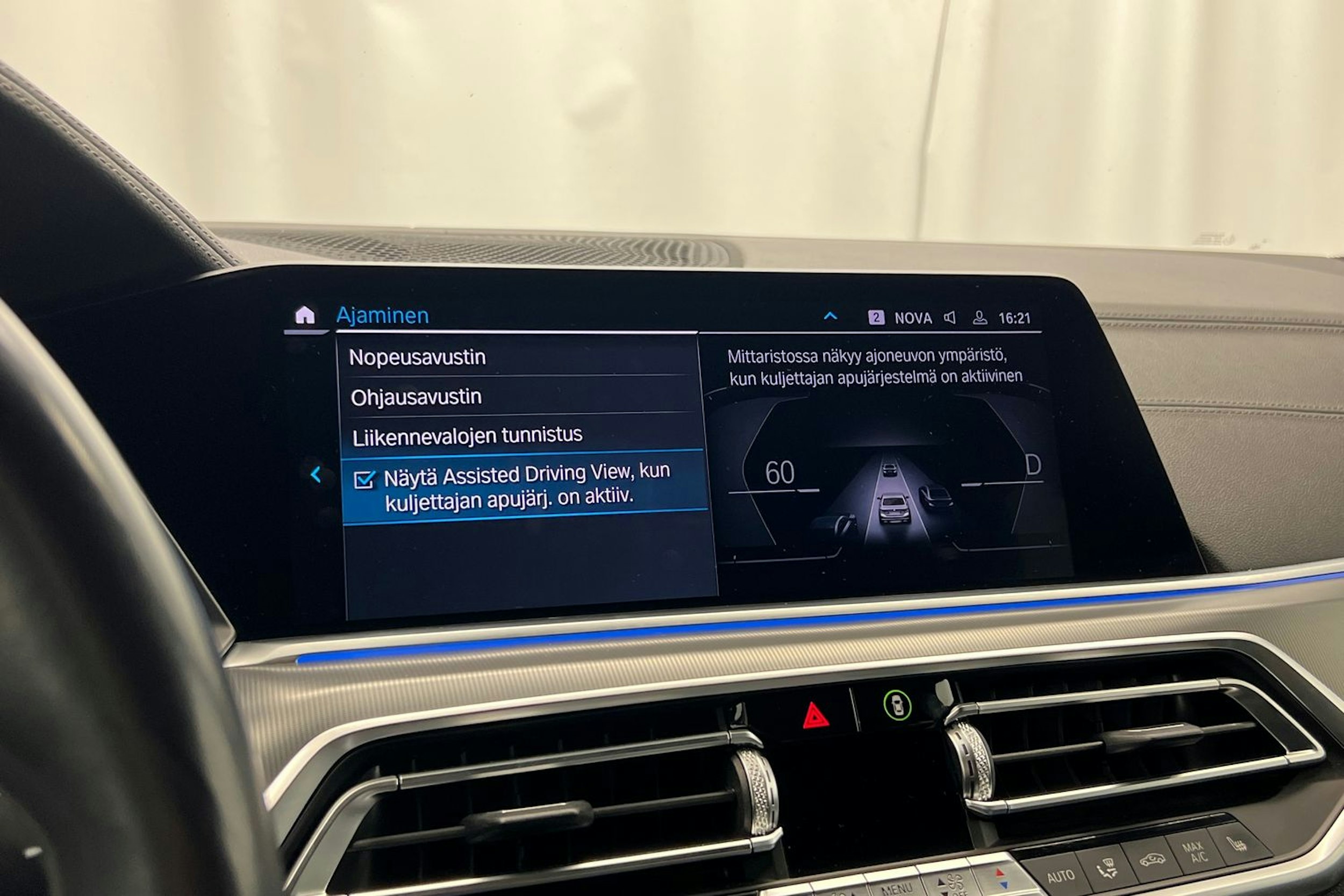 musta BMW X5 2020 kuva 25.