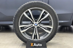 harmaa BMW X5 2020 kuva 10.