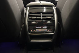 harmaa BMW X5 2020 kuva 29.