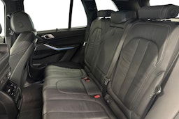 Valkoinen BMW X5 2020 kuva 10.