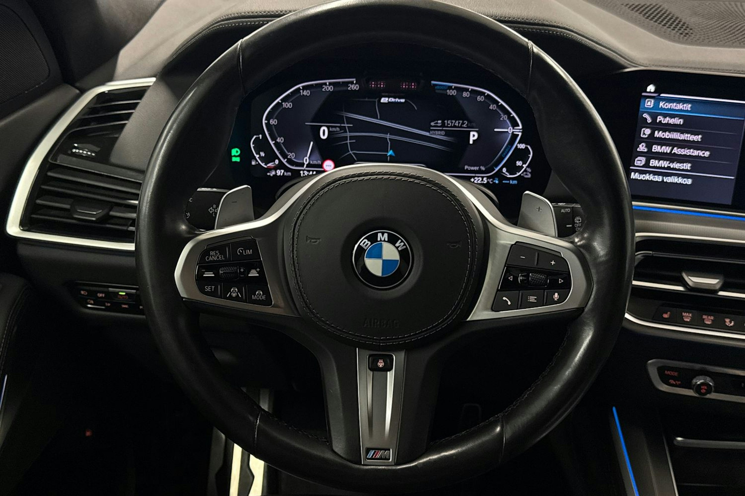 Valkoinen BMW X5 2020 kuva 14.