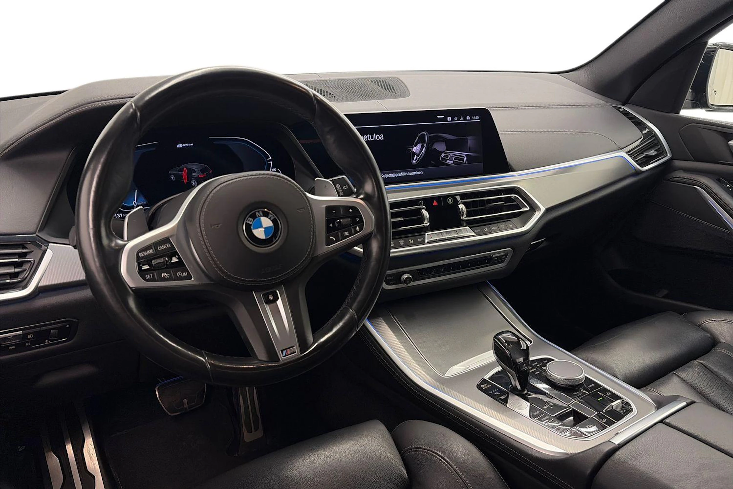 Musta BMW X5 2020 kuva 6.