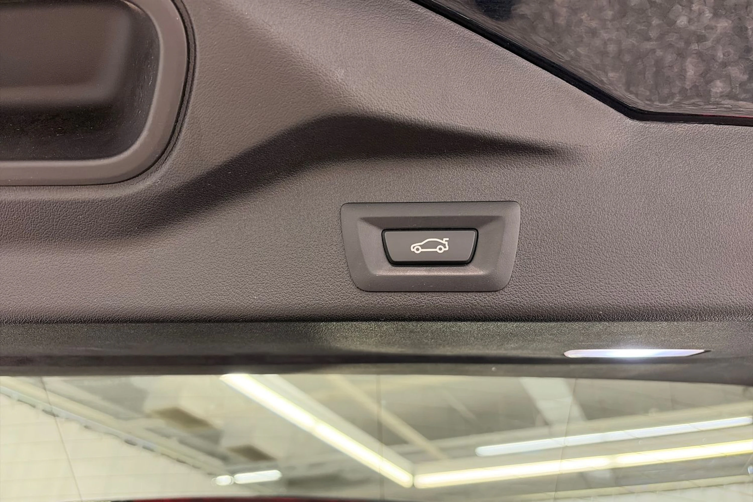 Musta BMW X5 2020 kuva 14.