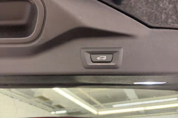 Musta BMW X5 2020 kuva 14.