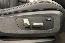 Musta BMW X5 2020 kuva 18.