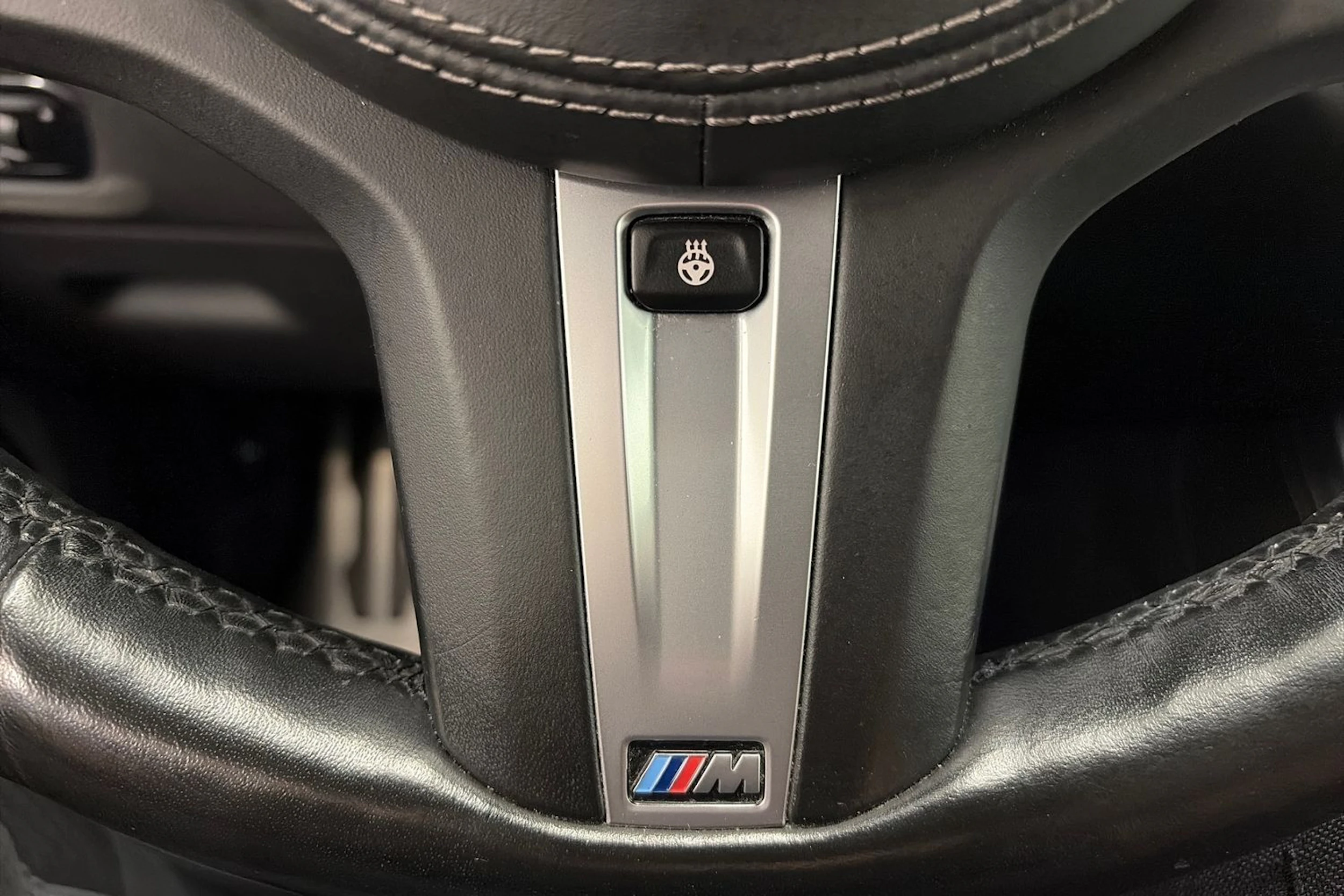 Musta BMW X5 2020 kuva 23.