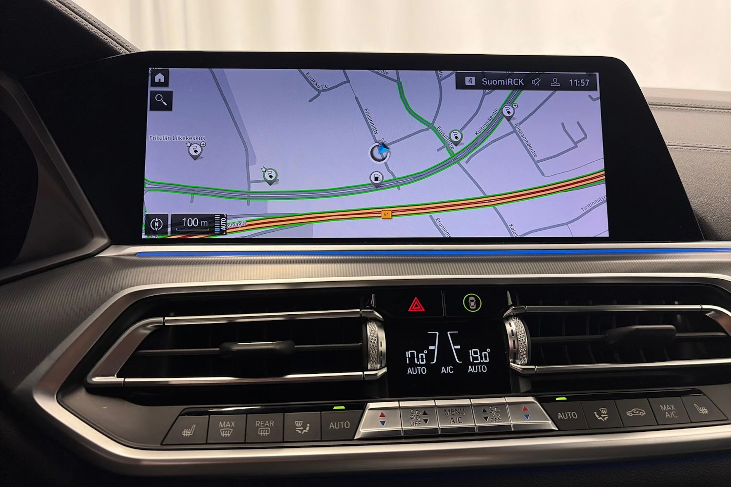 Musta BMW X5 2020 kuva 24.