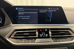 Musta BMW X5 2020 kuva 27.