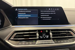 Musta BMW X5 2020 kuva 31.