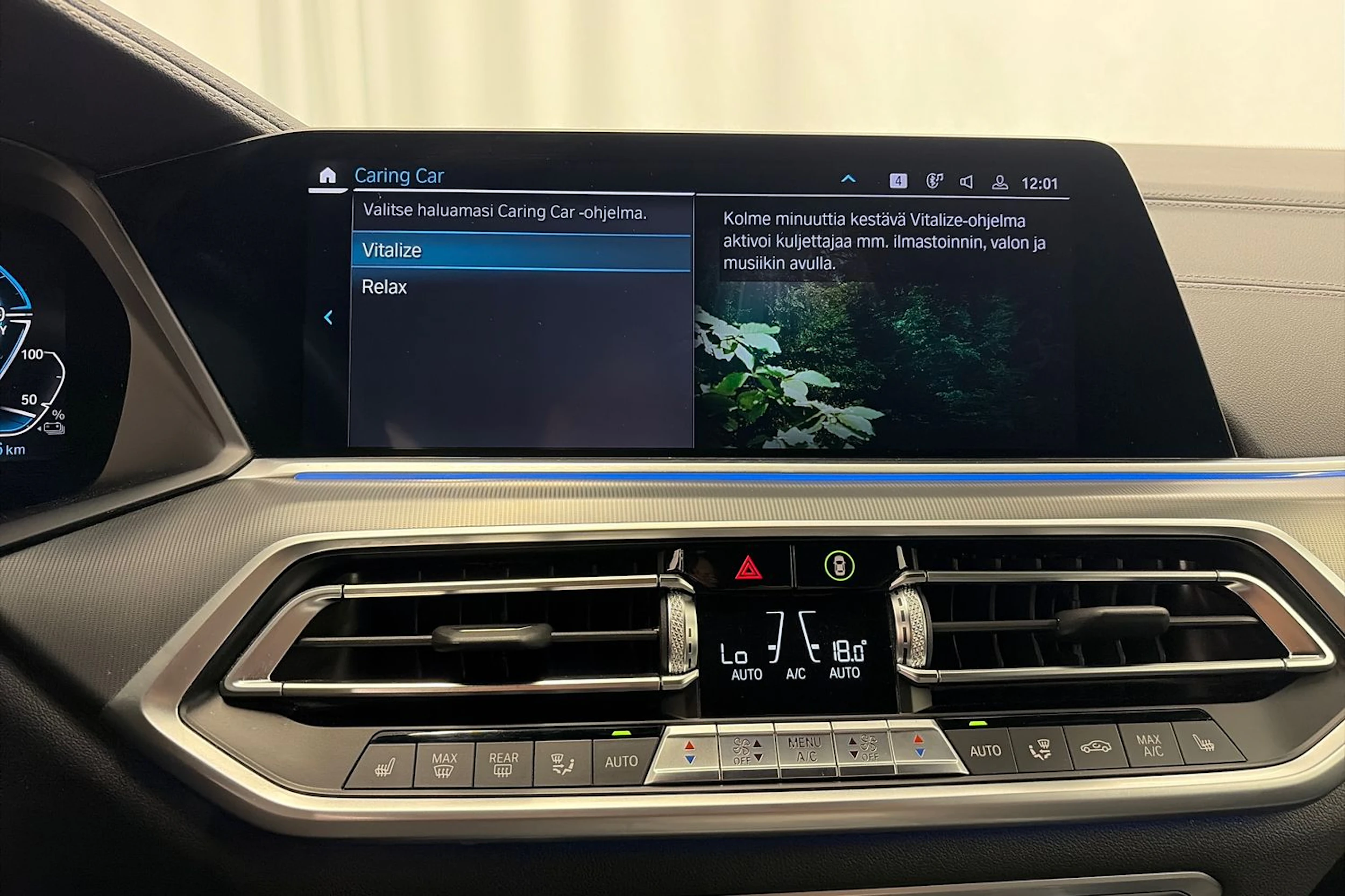Musta BMW X5 2020 kuva 32.