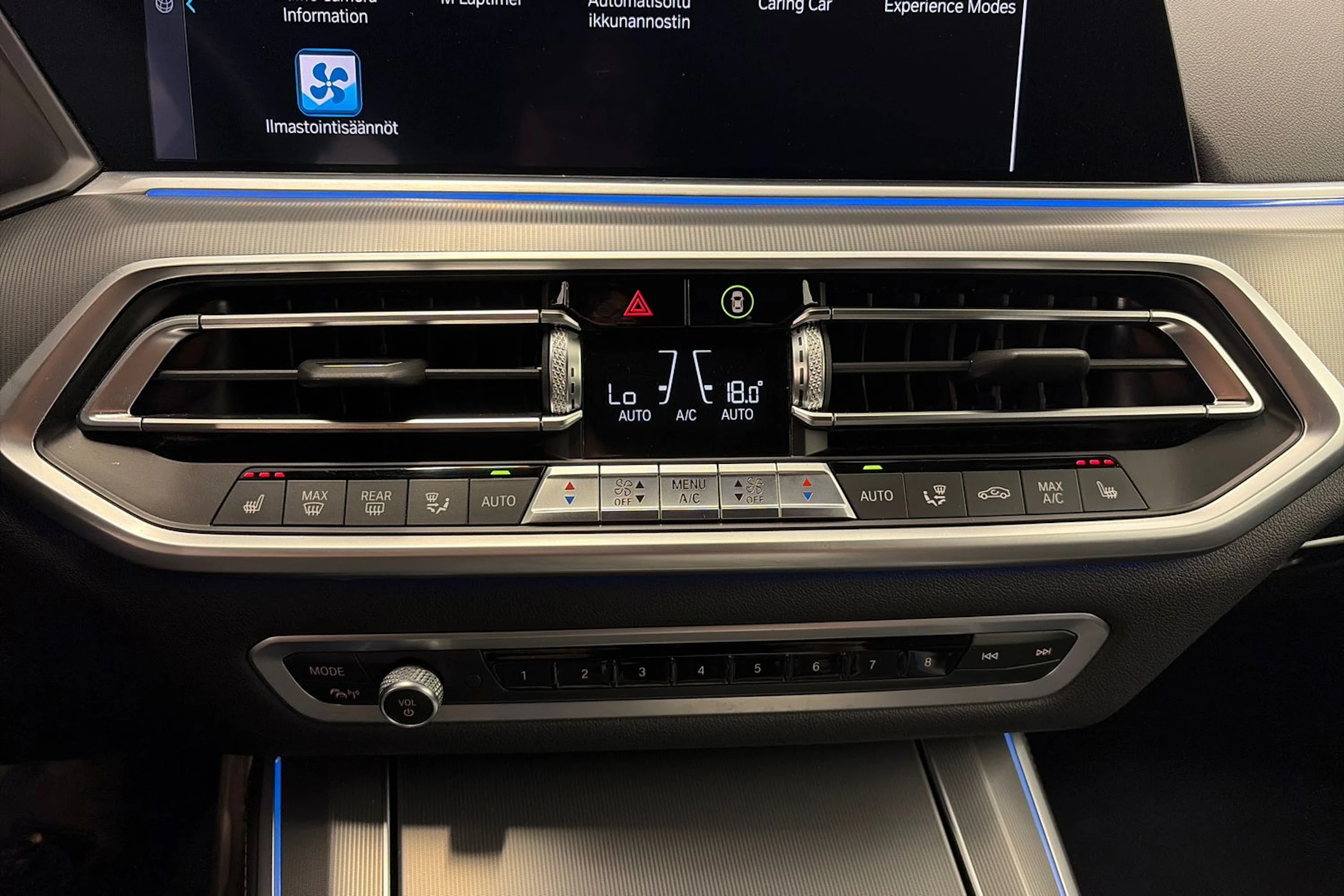 Musta BMW X5 2020 kuva 37.