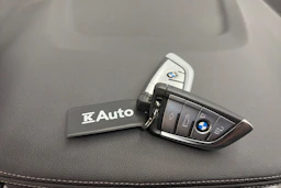 Musta BMW X5 2020 kuva 42.
