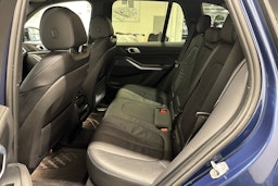 sininen BMW X5 2020 kuva 23.