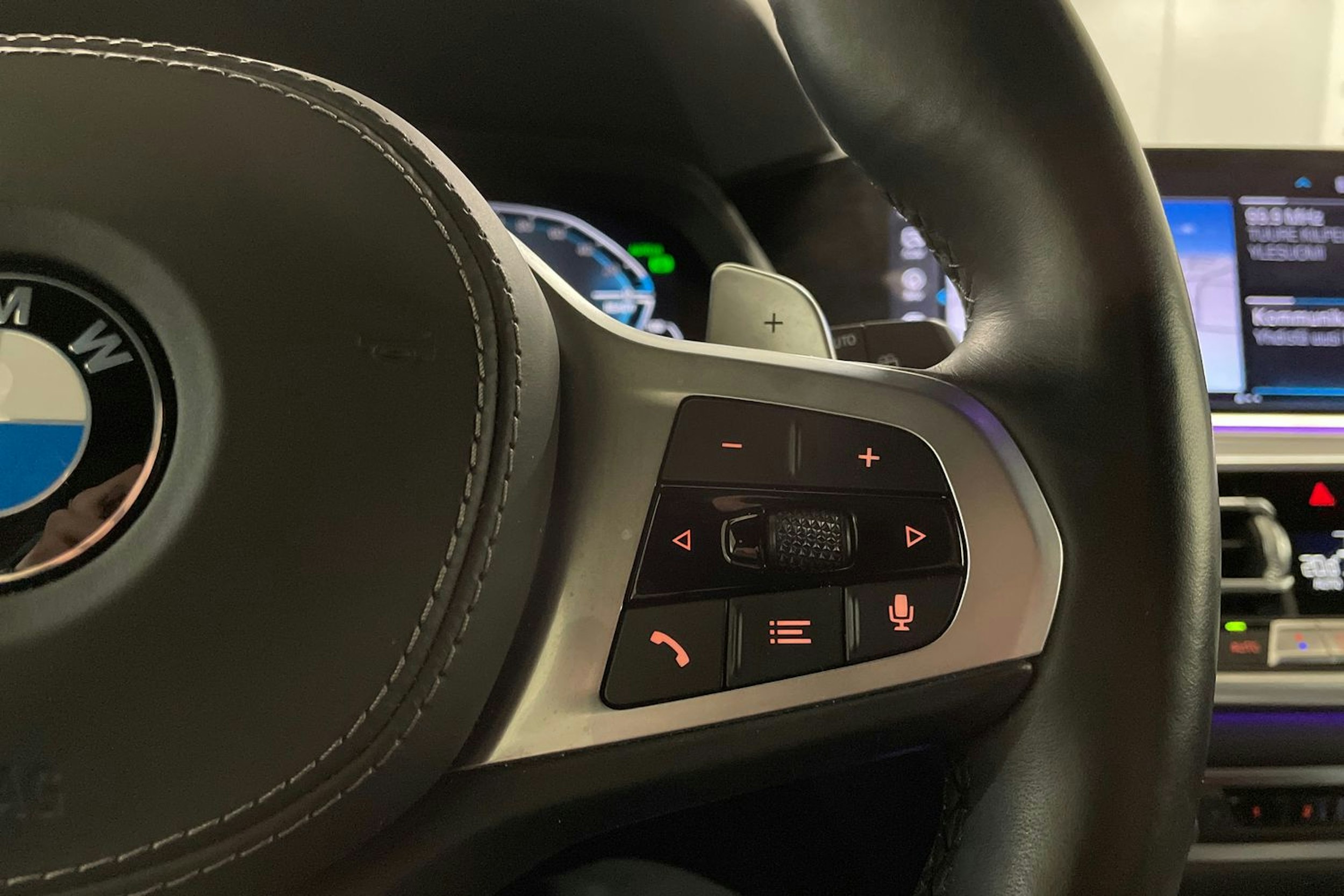 Valkoinen BMW X5 2020 kuva 26.