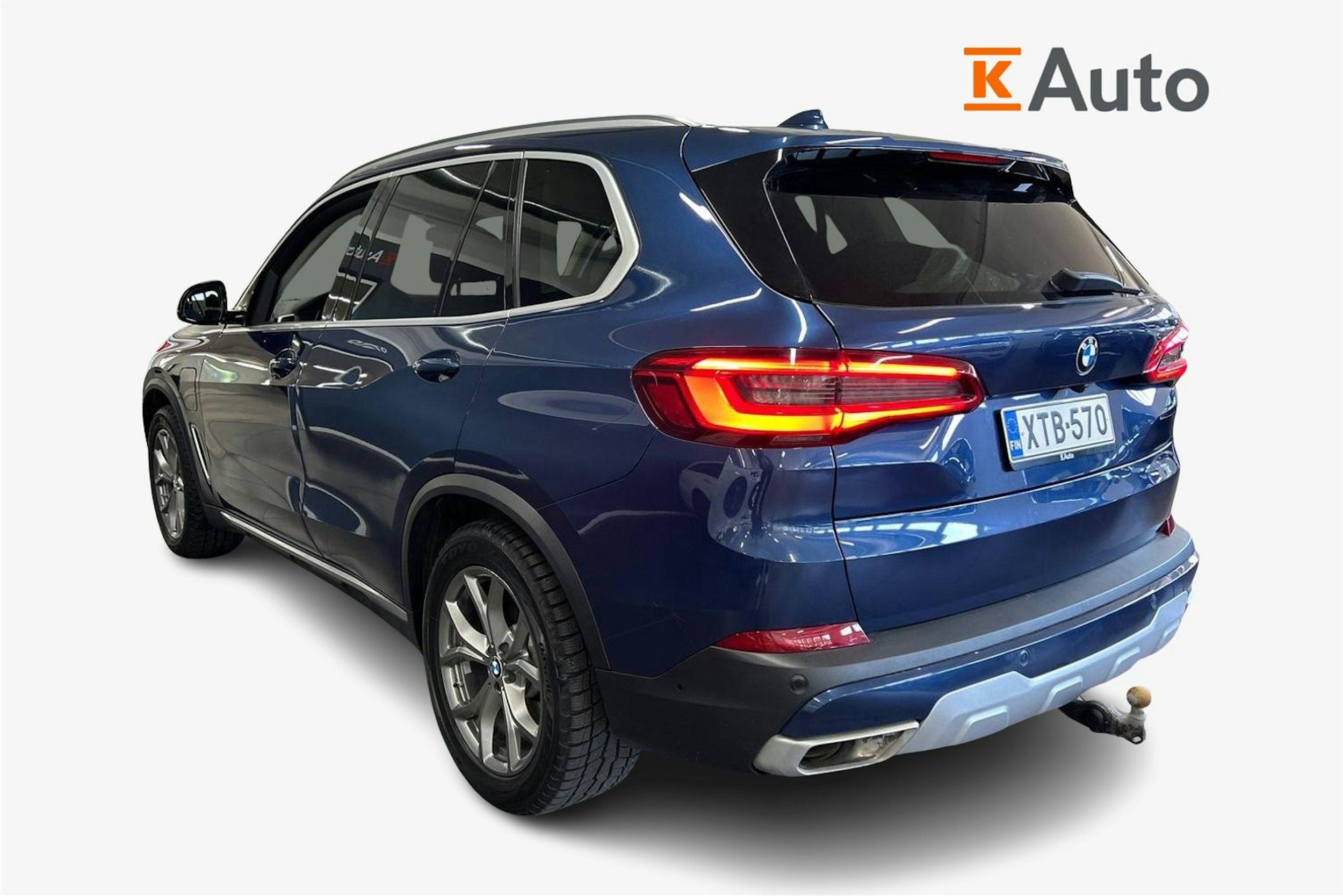 sininen BMW X5 2020 kuva 2.
