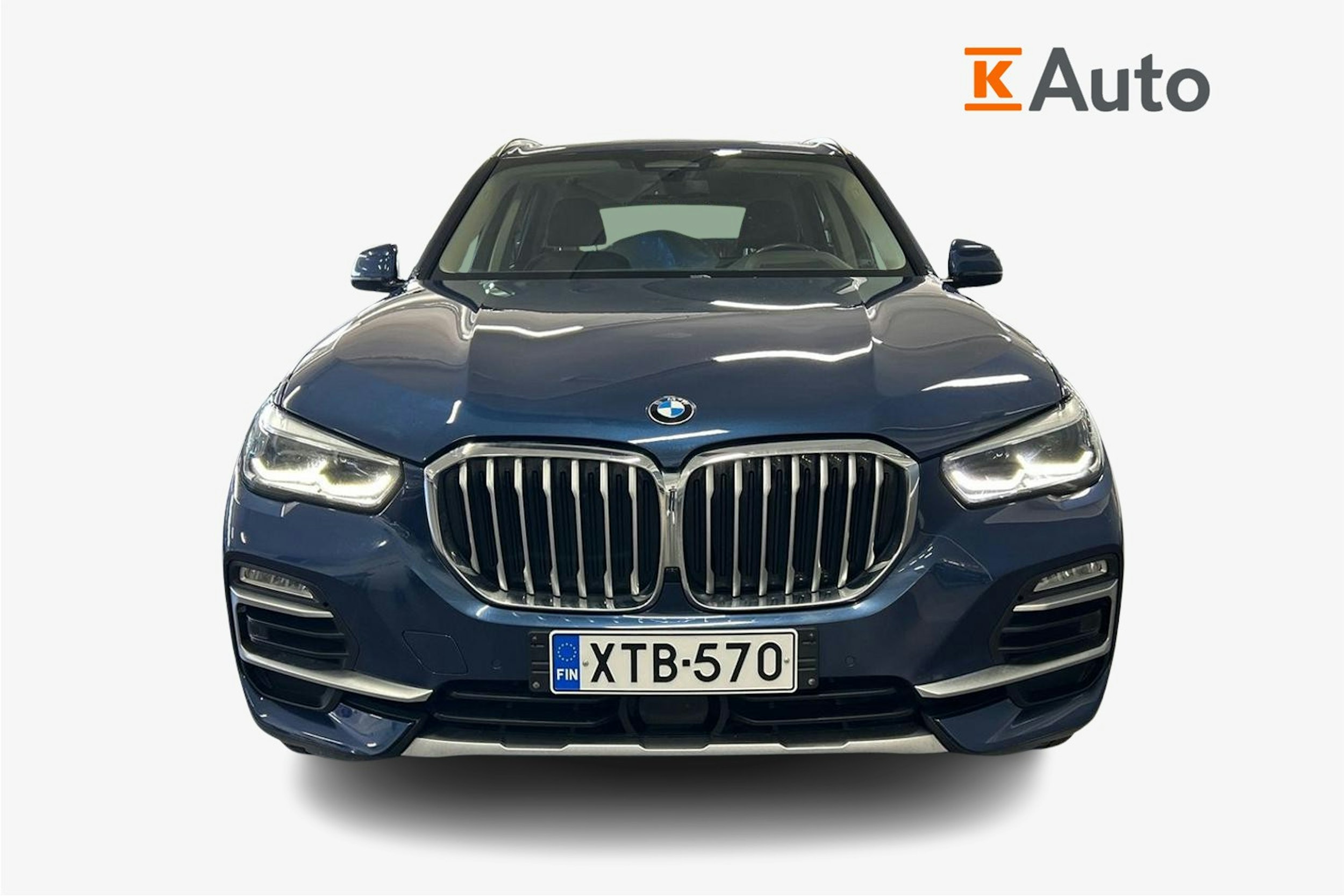sininen BMW X5 2020 kuva 5.
