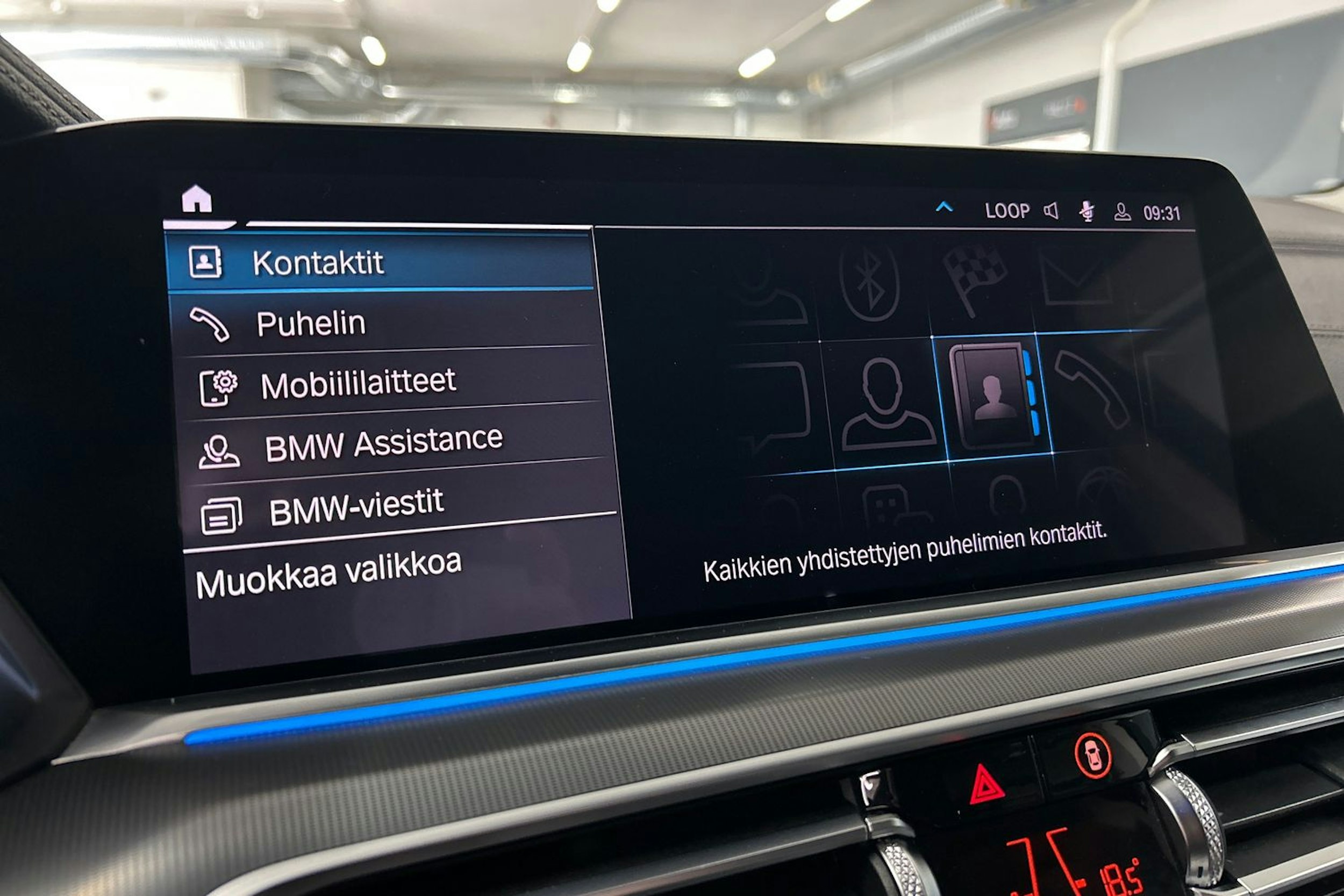 sininen BMW X5 2020 kuva 19.