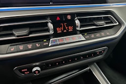sininen BMW X5 2020 kuva 28.
