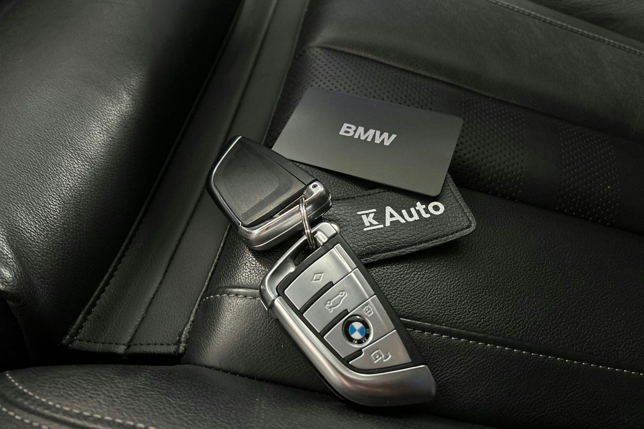 sininen BMW X5 2020 kuva 30.