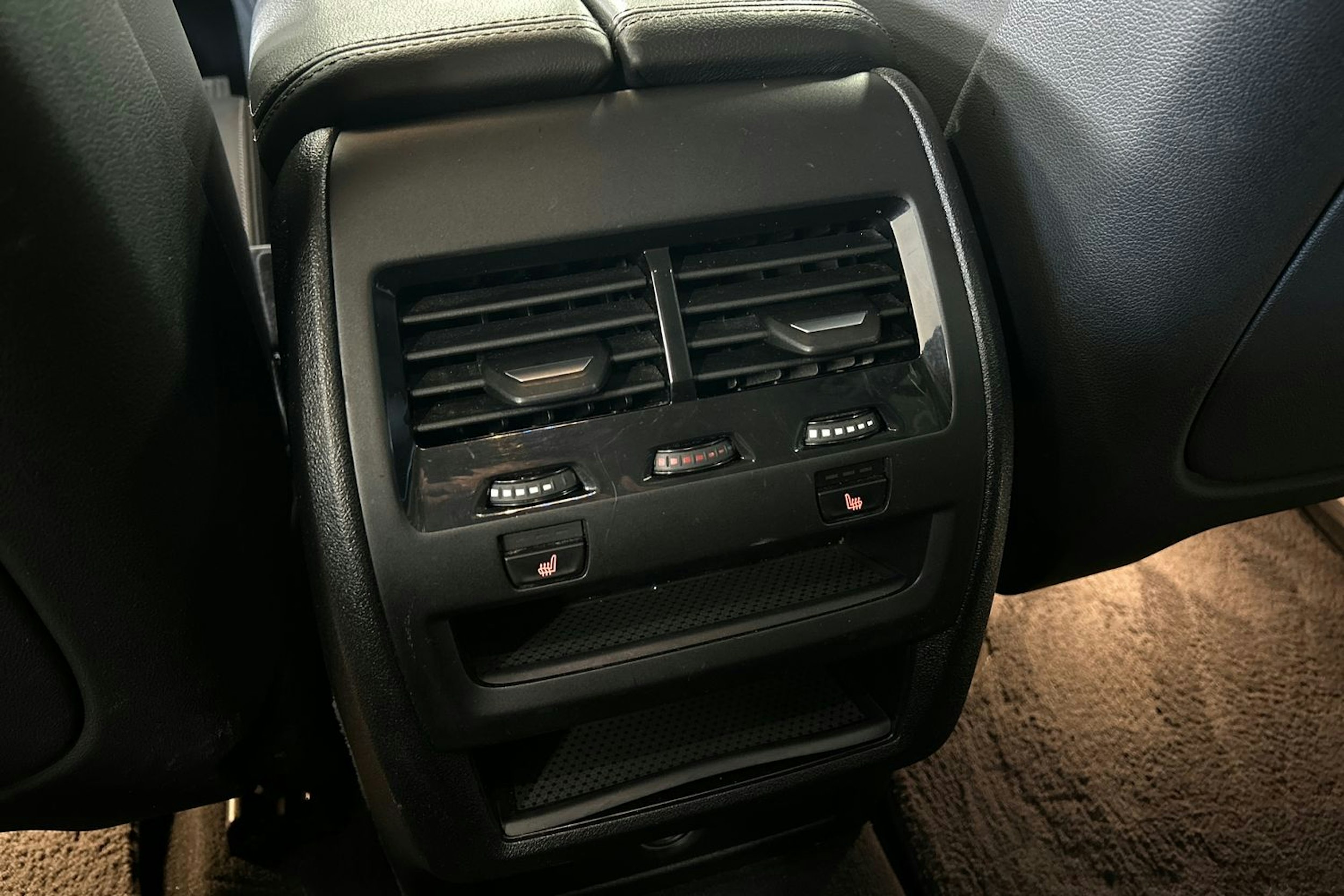 sininen BMW X5 2020 kuva 31.