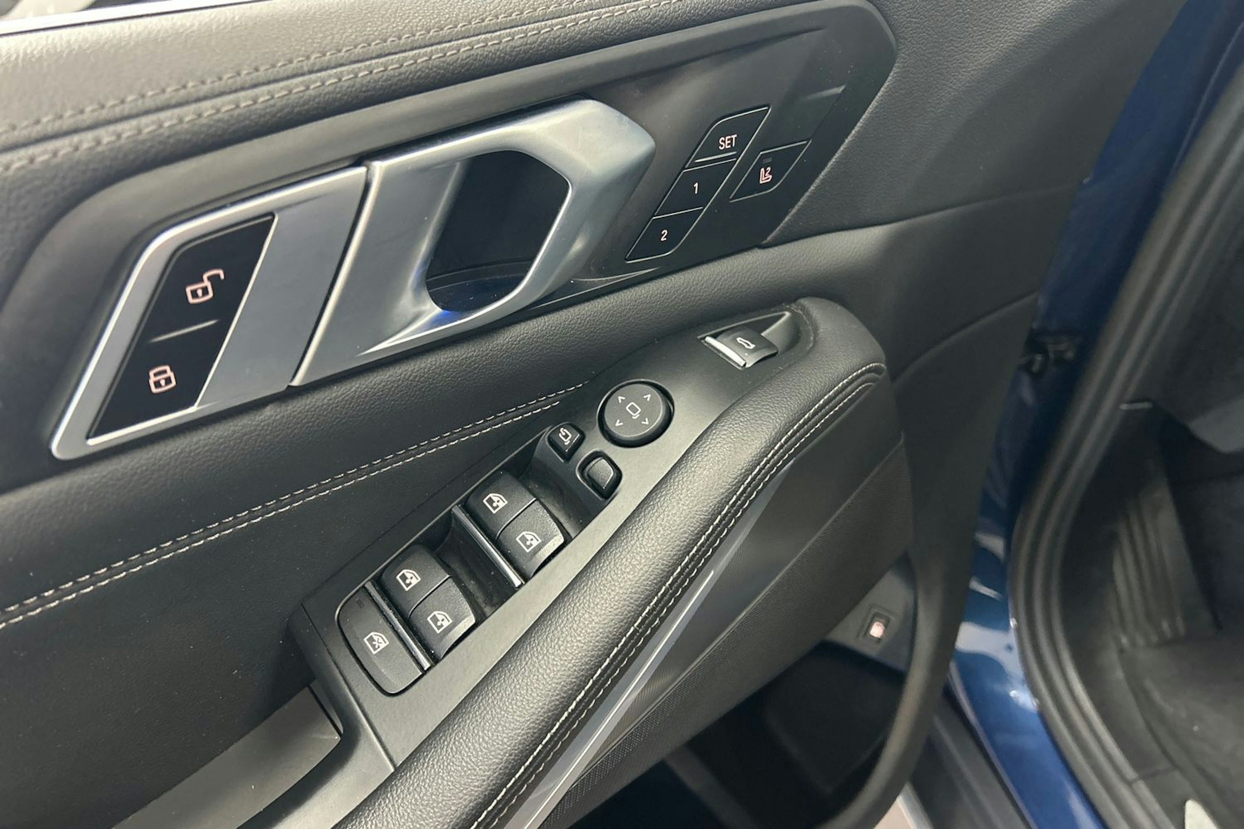 sininen BMW X5 2020 kuva 37.