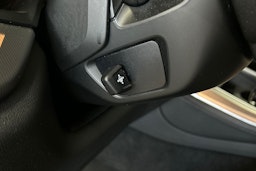 sininen BMW X5 2020 kuva 38.
