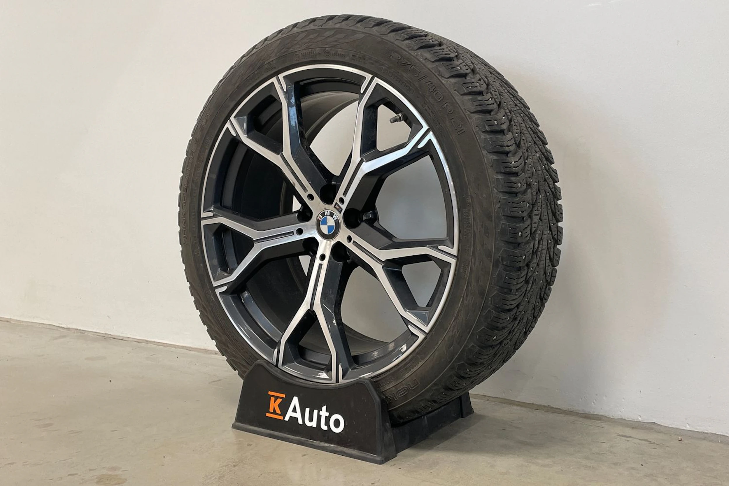 musta BMW X5 2021 kuva 10.