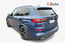 sininen BMW X5 2021 kuva 2.