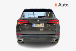 harmaa BMW X5 2021 kuva 3.