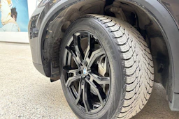 harmaa BMW X5 2021 kuva 10.