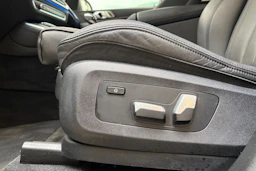 harmaa BMW X5 2021 kuva 24.