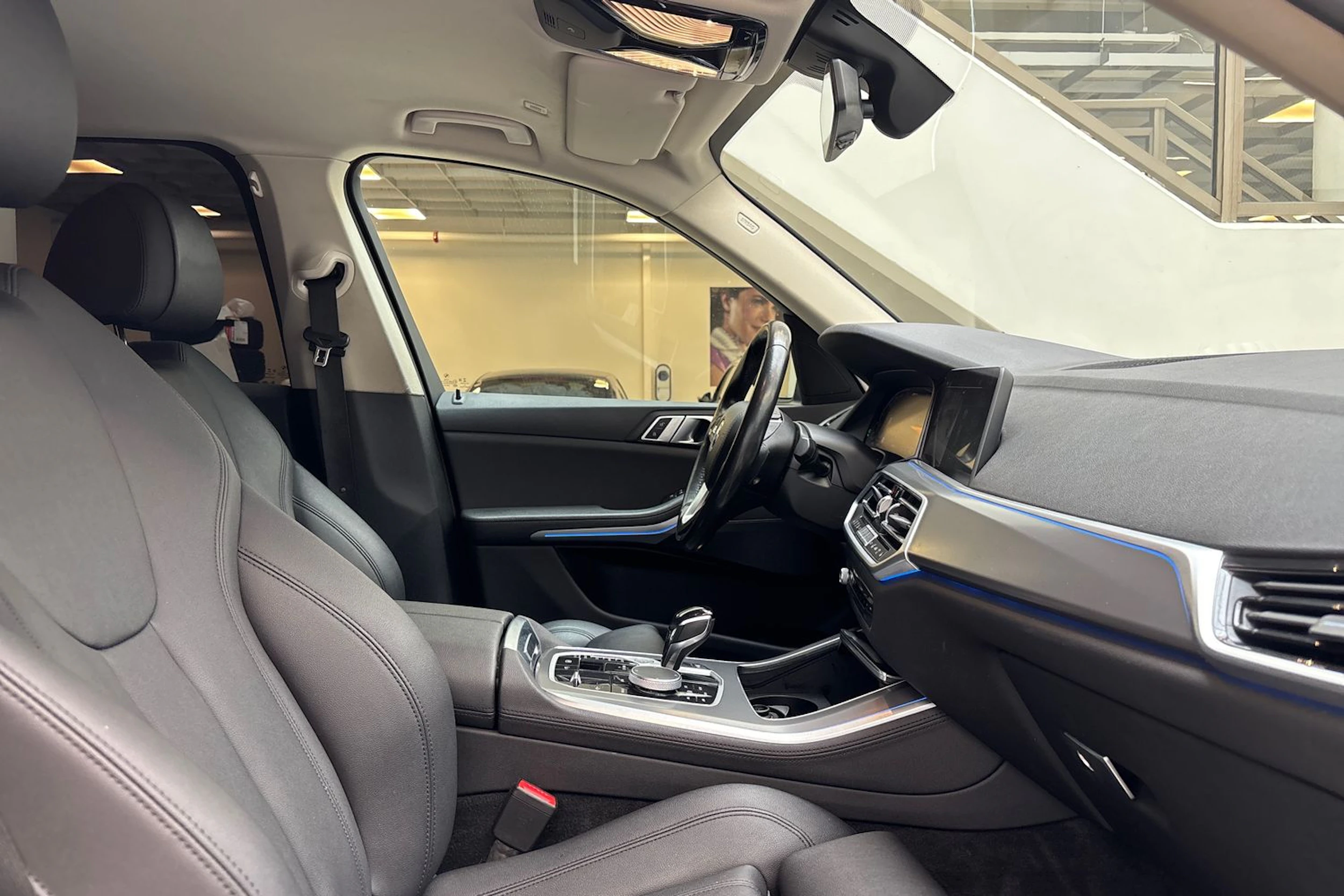 harmaa BMW X5 2021 kuva 25.