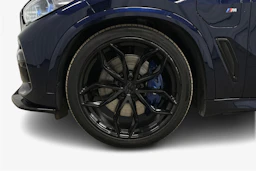 sininen BMW X5 2021 kuva 9.