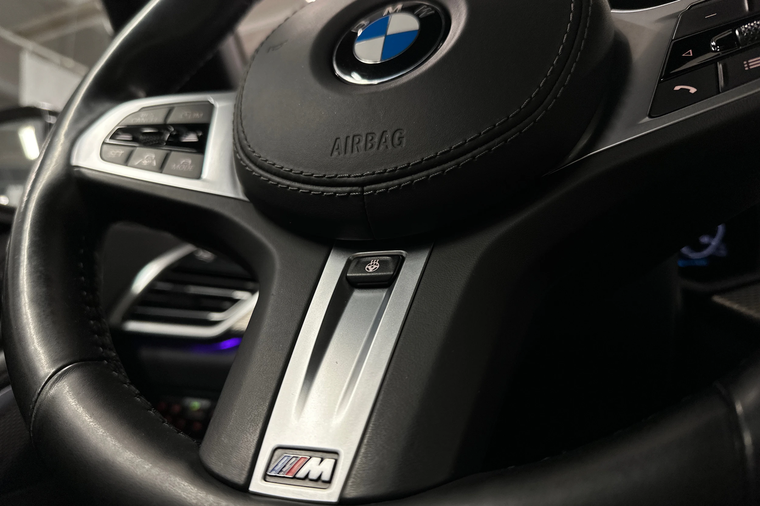 sininen BMW X5 2021 kuva 13.