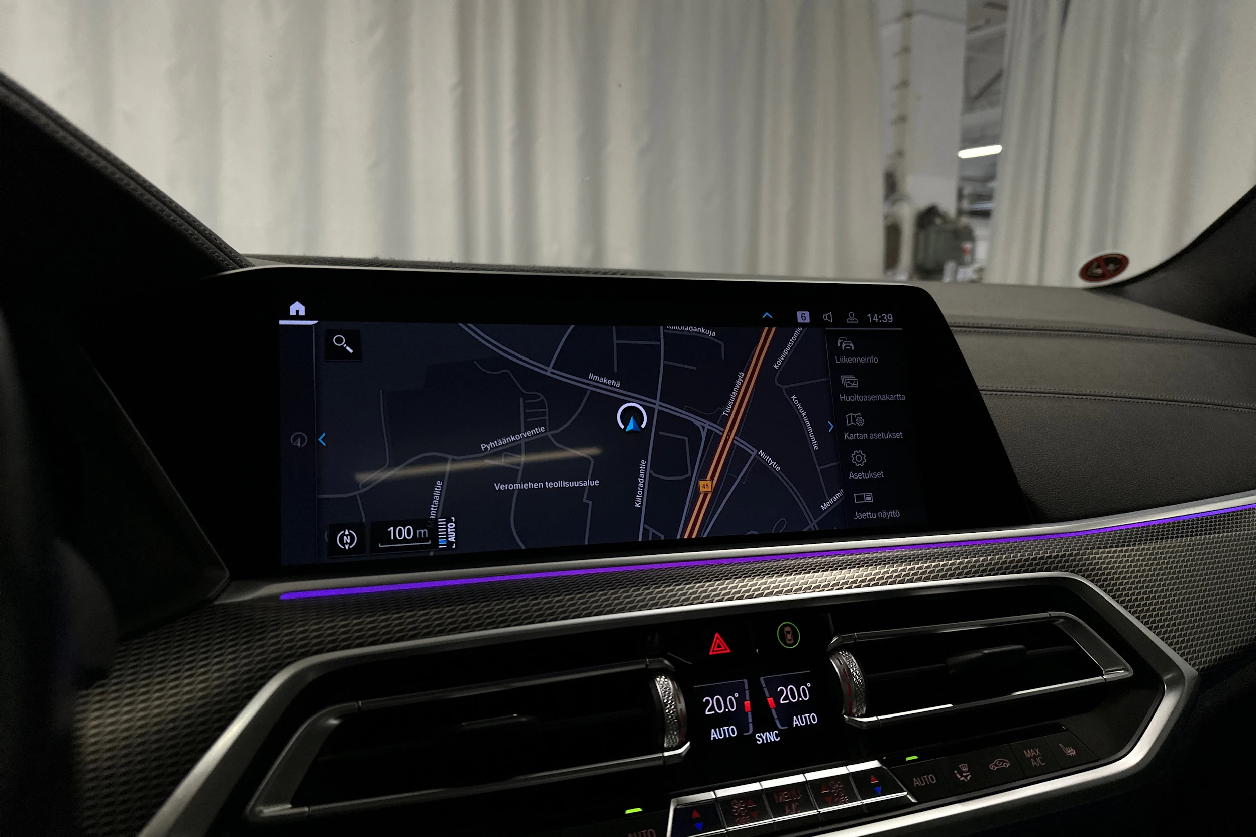 sininen BMW X5 2021 kuva 15.