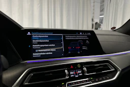 sininen BMW X5 2021 kuva 17.